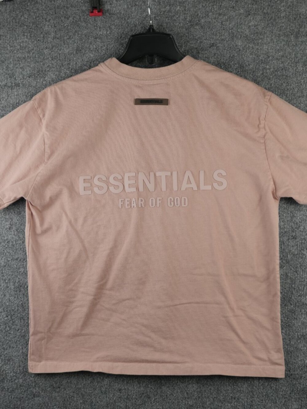 Fear of God ESSENTIALS T-Shirt Mens Medium Pink Oversized Boxy Crew Neck 100% Co